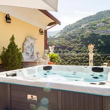 Casa Vacanze Civale Con Jacuzzi E Parcheggio Apartamento