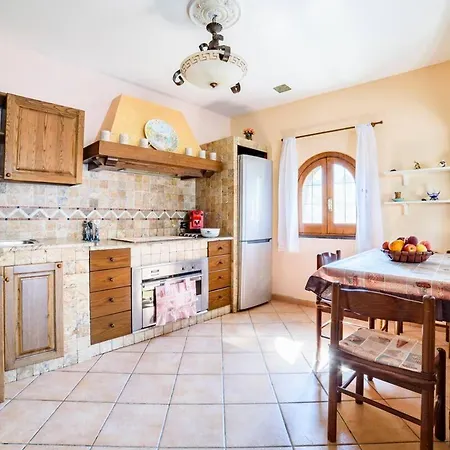 Casa Vacanze Civale Con Jacuzzi E Parcheggio